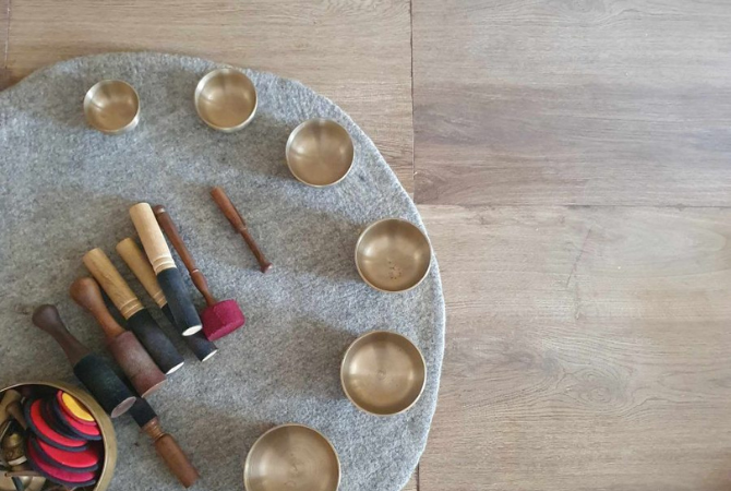 02/18 - 莎朗克山日出、頌缽體驗、午後費娃湖畔~嬉皮街自由活動